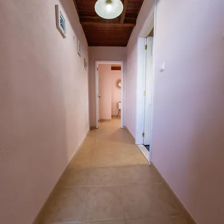 O Abrigo * Laje (Pico Island)