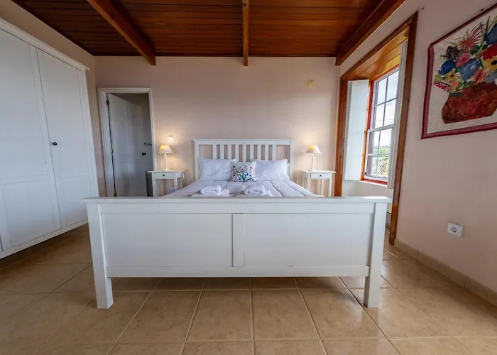 Holiday home O Abrigo *