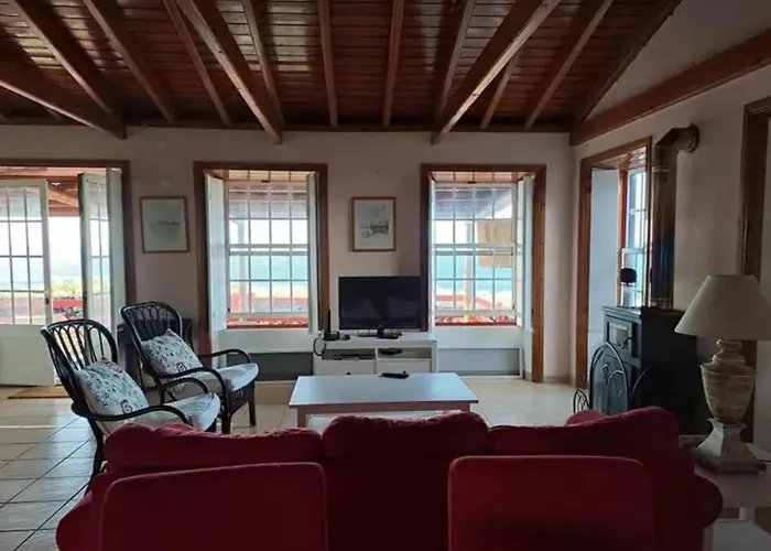 O Abrigo Holiday home *